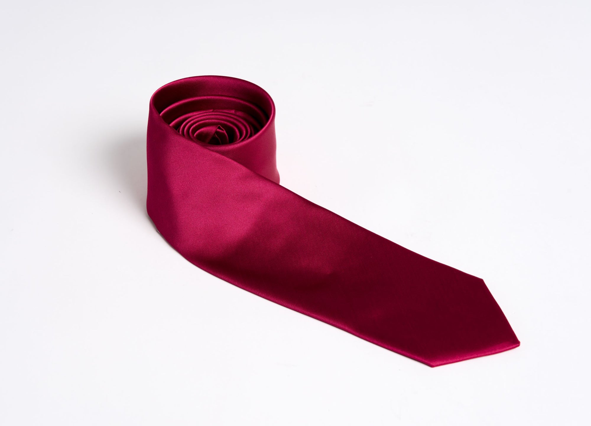 Maroon tie sale